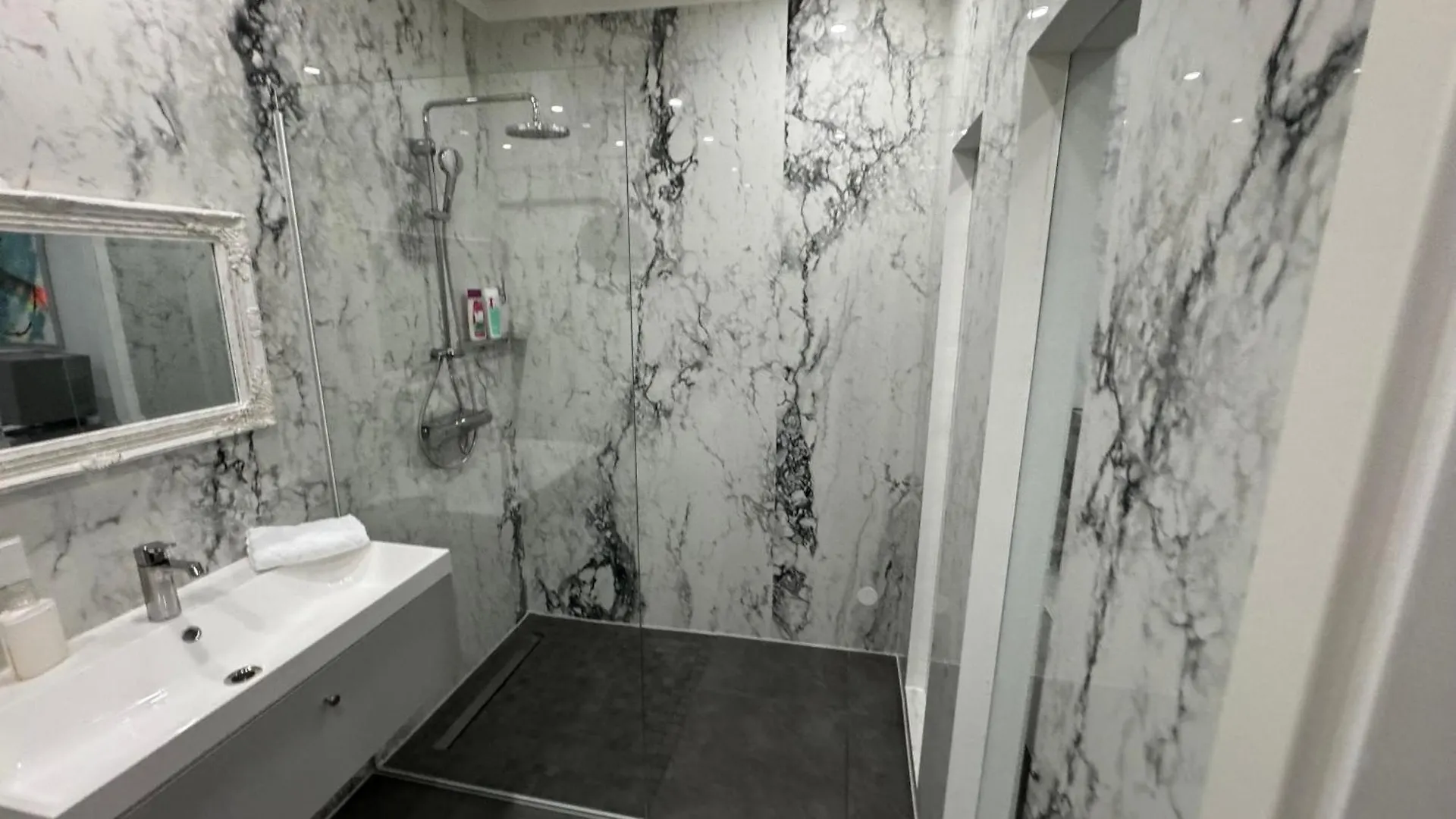 Aparthotel Notorious Design Apartments - Near Kaerntner Strasse Vienna